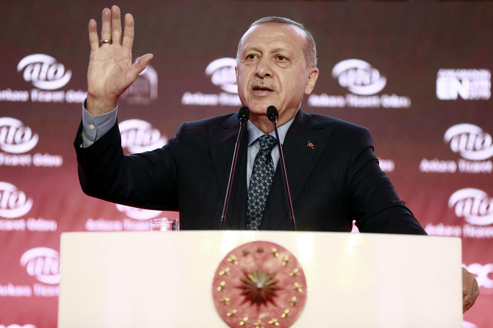 NEĆEMO IM ZATVORITI VRATA: Erdogan tvrdi da je 18.000 IZBEGLICA prešlo granicu ka Grčkom
