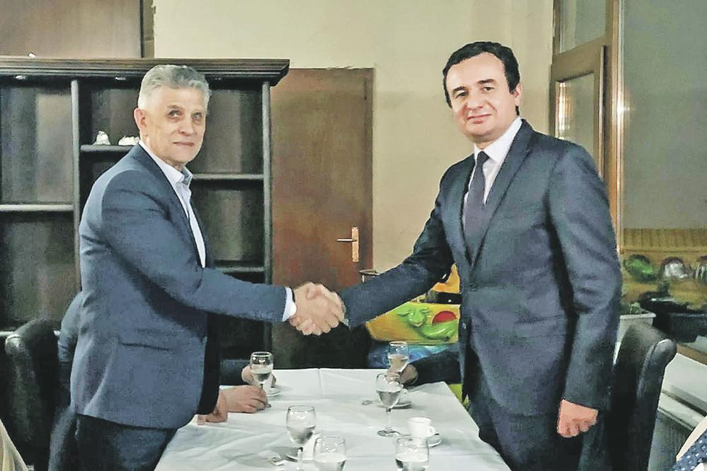 POLITIČAR IZ SRBIJE JAVNO PRIZNAO KOSOVO: Otišao je i korak dalje, poslao je čestitku zbog koje će Srbi pobesneti