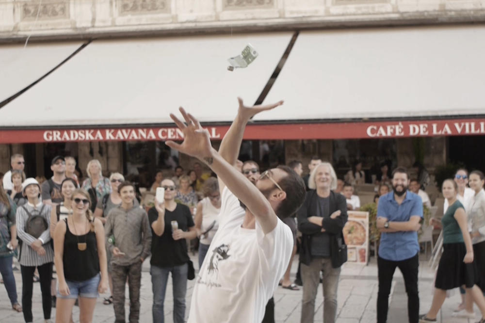 Izložba DE_STABILIZACIJA Gilda Bavčevića u Domu omladine Beograda