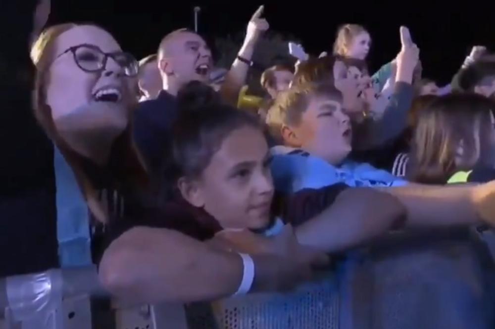 EVROPA UMIRE OD SMEHA: Koja je razlika između Mančester Sitija i Ajaksa? Pogledajte ovaj snimak i biće vam jasno!