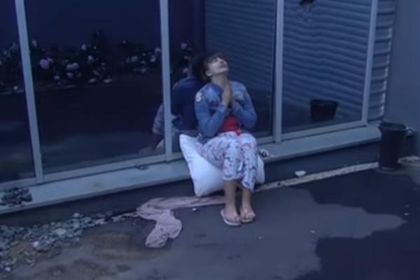 MILJANA TRAŽILA OPROST OD BOGA: Gađala Zolu šoljom i KRVNIČKI GA VREĐALA, pa otišla U SUZAMA DA SE POMOLI! (VIDEO)