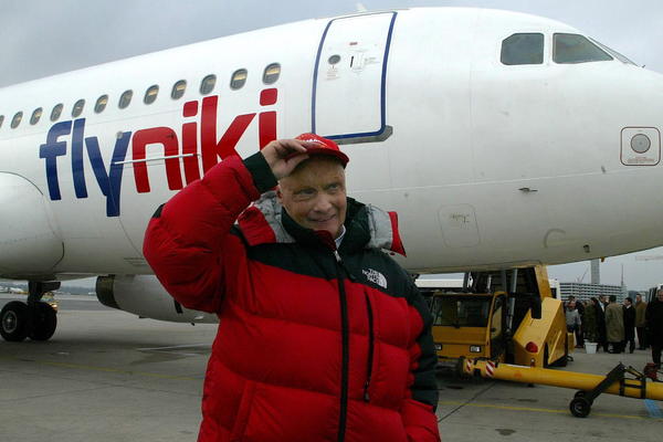 ČOVEK KOGA ĆEMO VEČNO PAMTITI: Neverovatna životna priča Nikija Laude po kojoj je snimljen film!