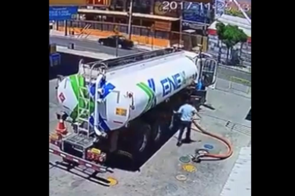 PREVRNULA SE CISTERNA NA KOLOVOZU: Privremeno obustavljen saobraćaj na putu Novi Sad-Ruma