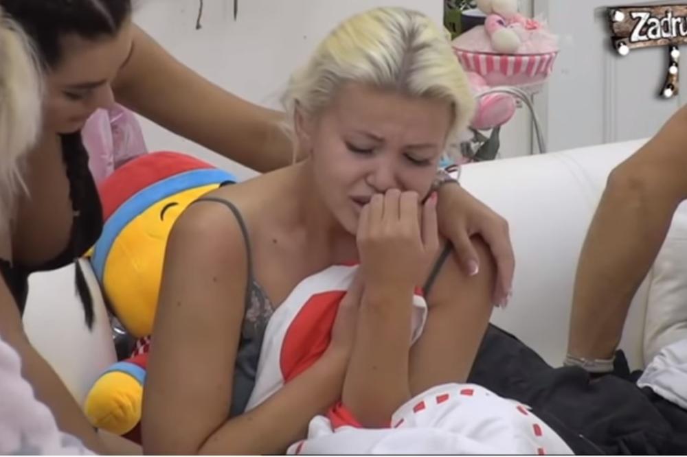 DA NIJE MENE BILA BI MUTAVA SANJA! Matora odlepila na devojku: AJDE USTANI LEPO I PRIZNAJ kome si slala ona srca!