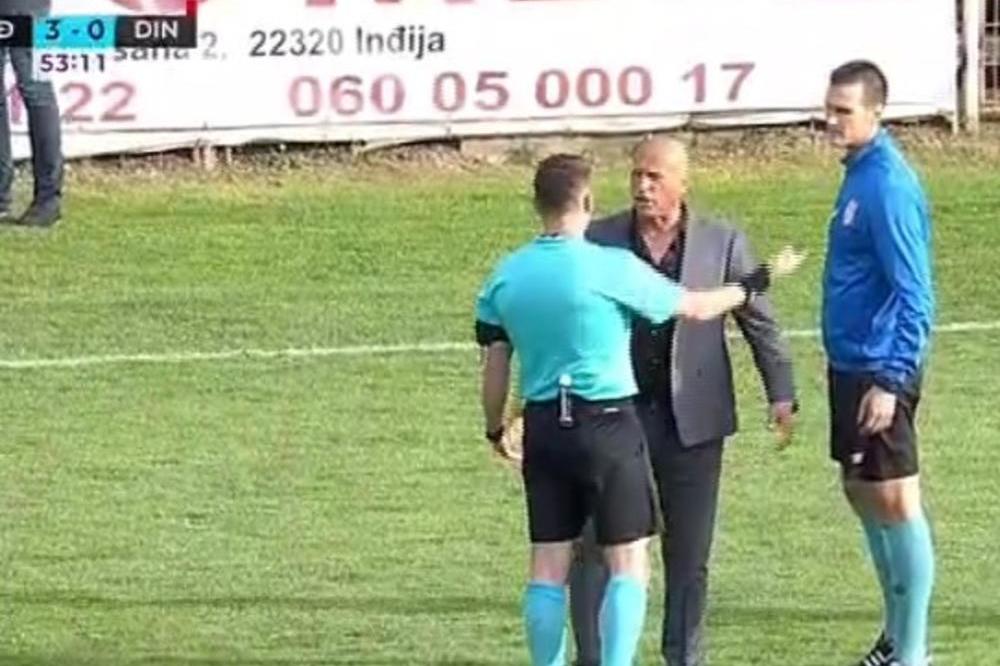 SRAMOTNE SCENE U INĐIJI: Trener Dinama napao sudiju posle isključenja, njegovi igrači ga izgurali sa terena!