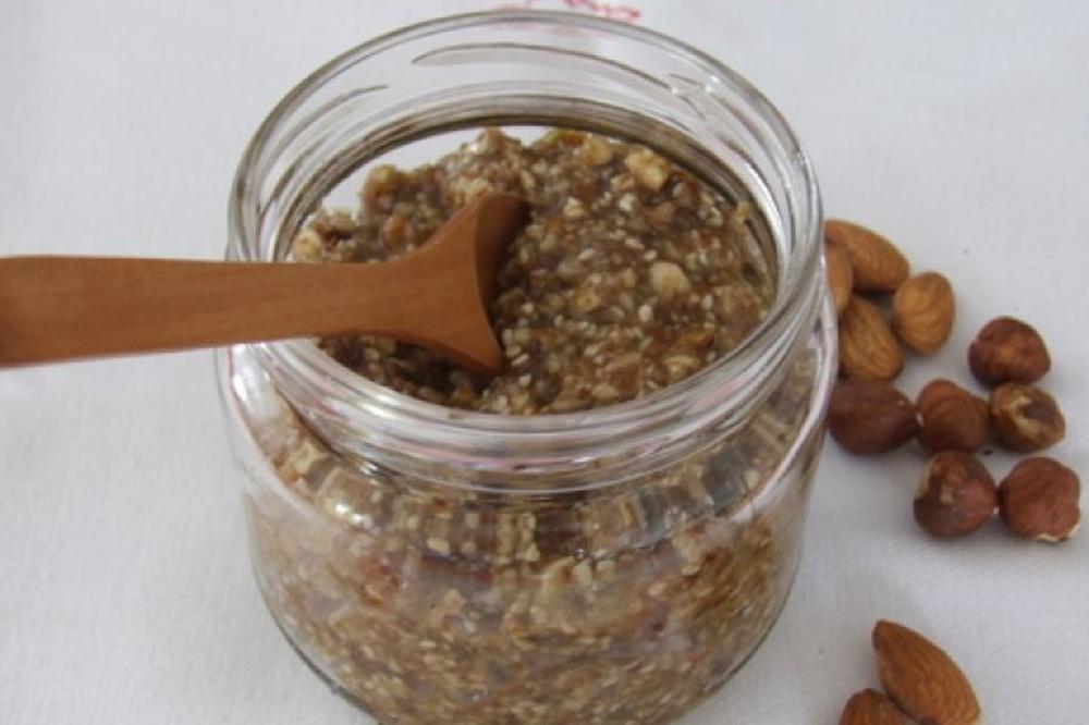 KRVNA SLIKA JOJ JE GODINAMA BILA LOŠA: Napravila je OVAJ NAPITAK i rešila zauvek svoj problem!