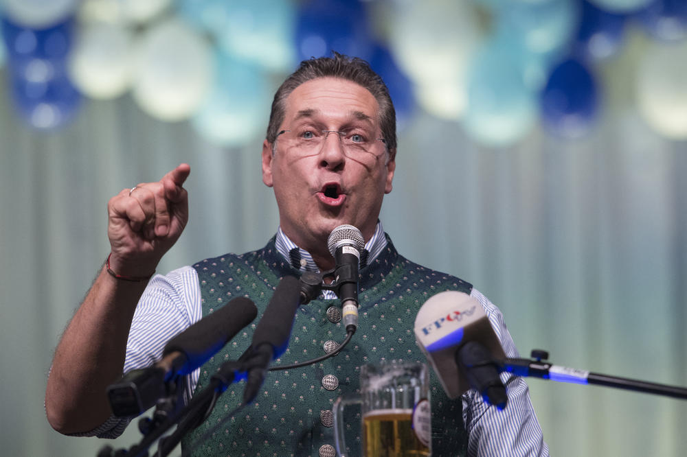 ADVOKAT I DETEKTIV SU SRUŠILI AUSTRIJSKU VLADU: Dobili su više hiljada evra od nalogodavca, stručnjak OTKRIO SVE