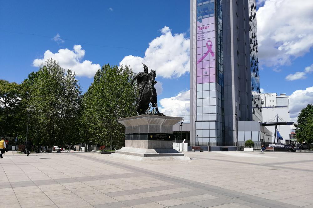 BIVŠI AMERIČKI IZASLANIK ZA KOSOVO OTKRIVA: Albanci su ostali na cedilu, SAD je digla ruke od Kosova!