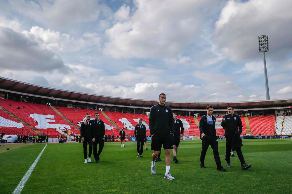 PARTIZAN KRADE ZVEZDI ŠTOPERA: Mladi reprezentativac na korak od Humske! Savo Milošević hoće samo njega!