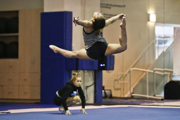 NAZIVALI SU JE SVINJOM, NIJE SMELA DA SE SKINE NA BAZENU: Bolna ispovest sportistkinje o uvredama koje je trpela!