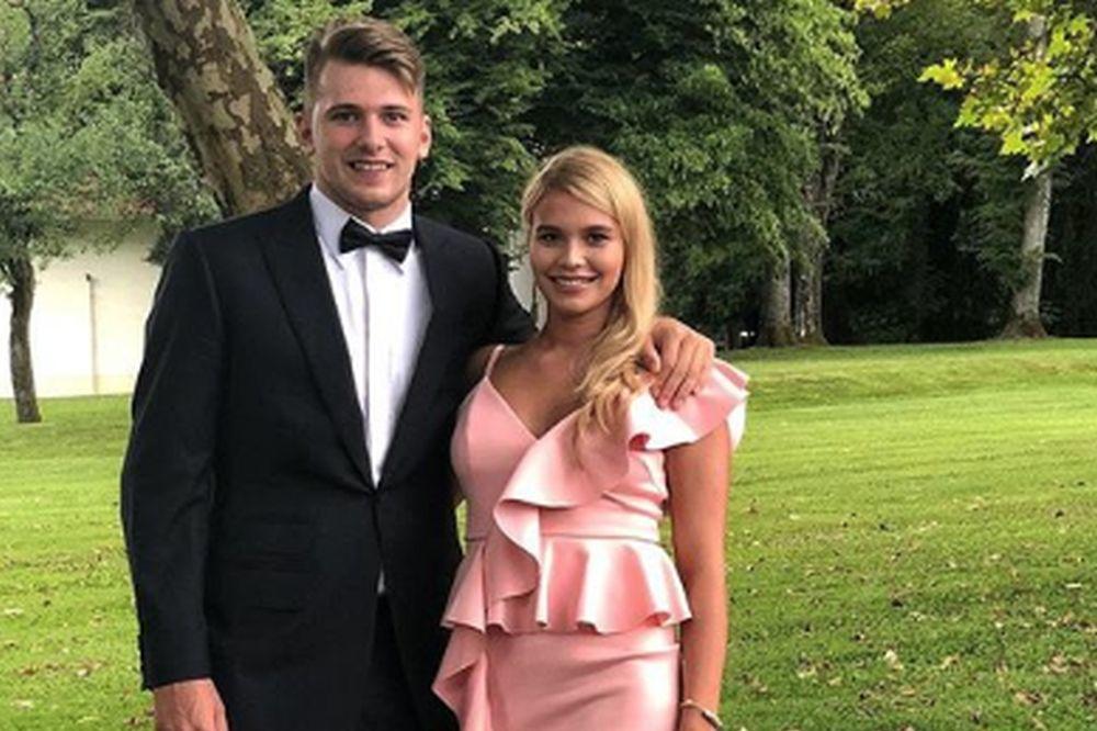 KAKO ĆE REAGOVATI POHOTNA DONČIĆEVA DEVOJKA NA OVAJ FLERT: Slovenac šarmirao sudiju!