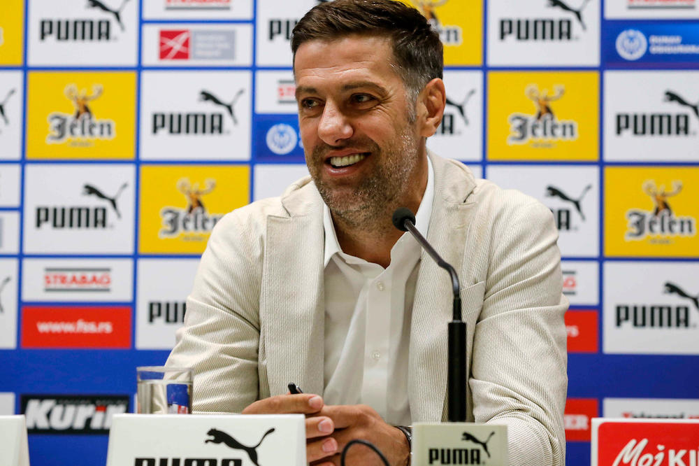 MLADEN KRSTAJIĆ JE NOVI TRENER TSC-a! Bivši selektor "Orlova" će zameniti pokojnog Zoltana Saba!