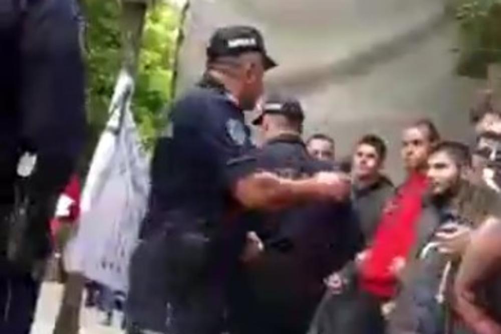 UHAPŠENI AKTIVISTI U NOVOM SADU: Sprečili IZVRŠITELJE i POLICIJU da izbace MANDIĆE na ULICU