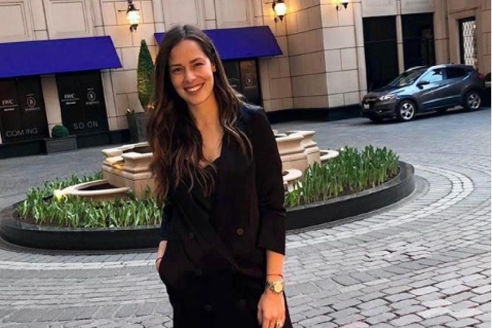 TRUDNA ANA IVANOVIĆ STIGLA SA SINOM U SRBIJU: Doputovala u Beograd bez Švajna, a ovo je RAZLOG njenog DOLASKA!