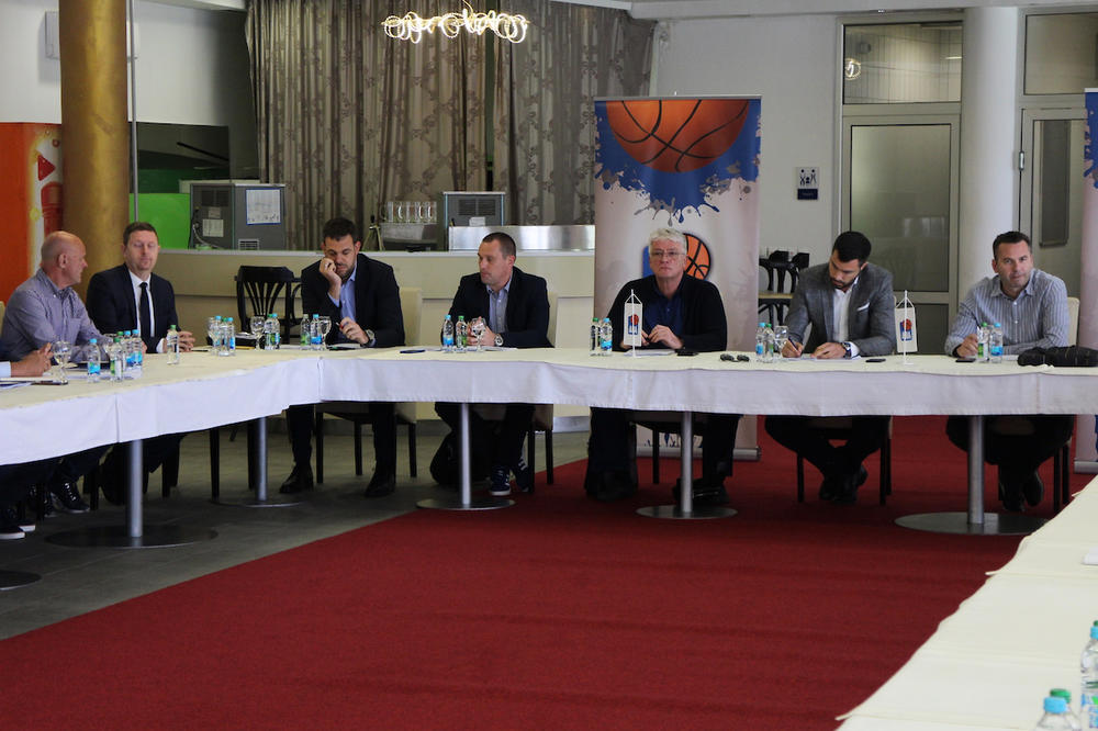 SASTANAK KLUBOVA ABA LIGE U FRANKFURTU: Hrvati pišu da će im agencija tražiti da otkupi vlasništvo nad takmičenjem!