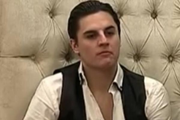 DOK IZABELA PATI ZA NJIM U RIJALITIJU, ON SE PROVODI: Elvin Kadrić uhvaćen u društvu POPULARNE PEVAČICE! (FOTO)