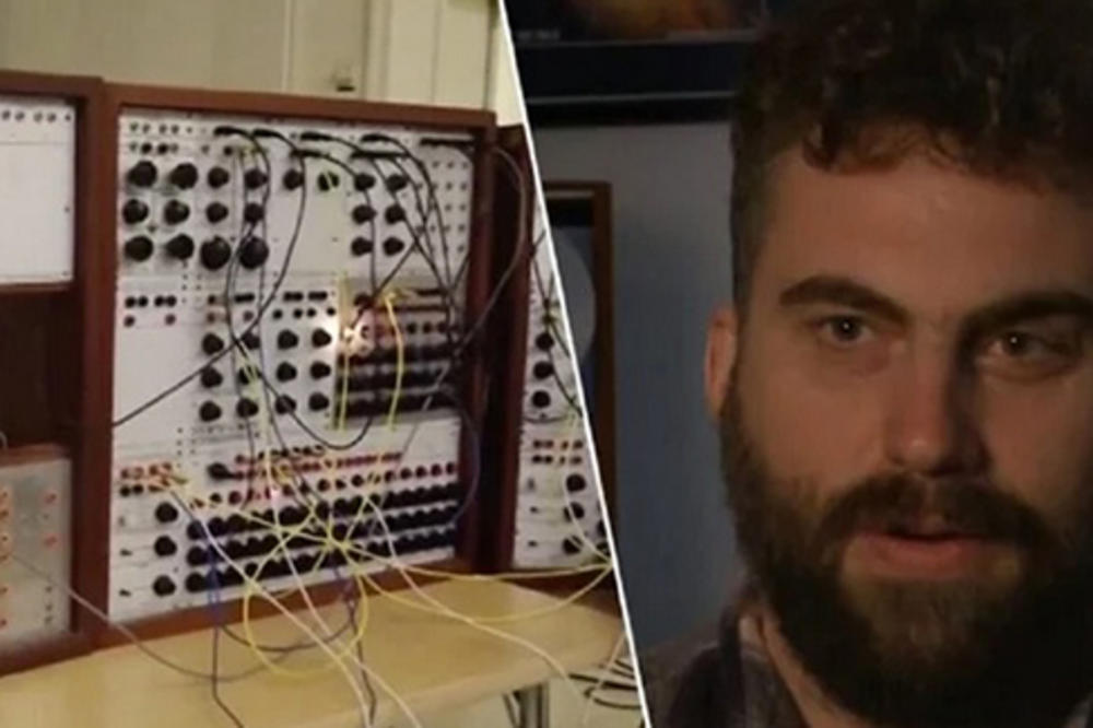 HAOS U GLAVI, SJAJNA DISKO LOPTA! Čistio instrument iz 1960-ih, pa završio na LSD-u koji ga je radio 9 sati!