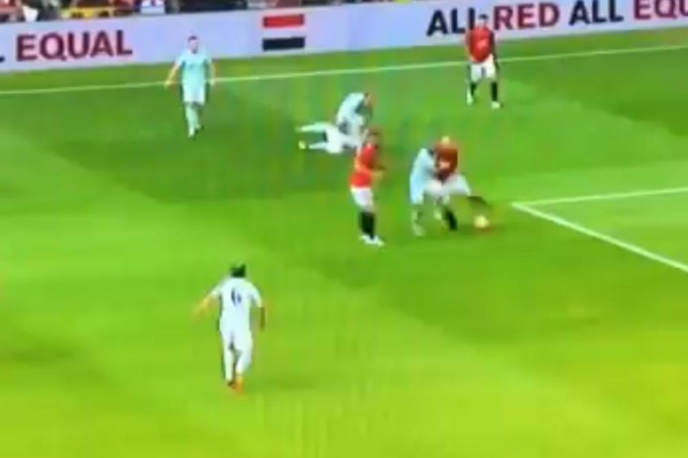 E, ZATO JE STENA: Jap Stam i dalje brutalno kosi rivale! Igrači se odbijali od njega kao na fliperu!