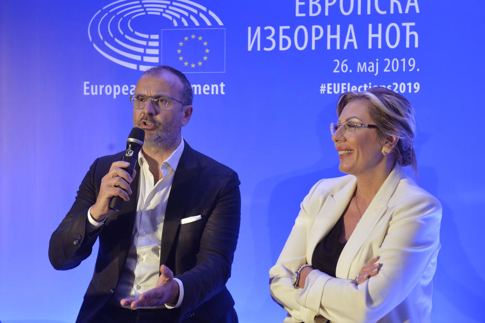 SVI SU GLEDALI U NJU DOK SE ODLUČIVALA SUDBINA EVROPE! Srpska MINISTARKA iznenadila je sve u IZBORNOJ NOĆI