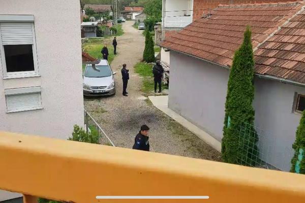 ŽESTOK OBRAČUN U ZUBINOM POTOKU NA KOSOVU! ROSU je UPAO naoružan do zuba, čuli su se PUCNJI, ima i RANJENIH