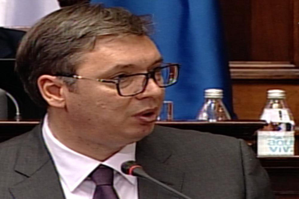 Aleksandar Vučić na skupštinskom zasedanju  