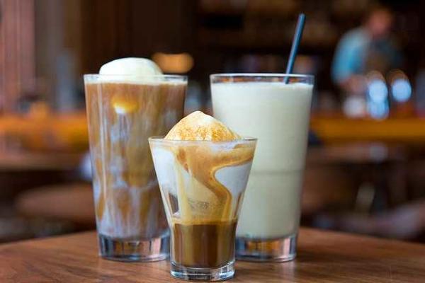 U OVOM NAPITKU ĆETE UŽIVATI, A ODLIČAN JE ZA ZDRAVLJE: Snižava PRITISAK i reguliše ŠEĆER u KRVI (RECEPT)