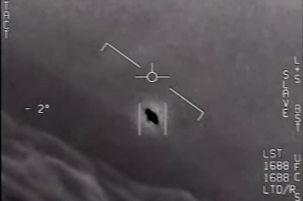 VOJNI PILOTI SNIMILI SU VIŠE ČUDNIH OBJEKATA NA NEBU: Vršili su neobjašnjive manevre, misle da nisu sa ZEMLJE!