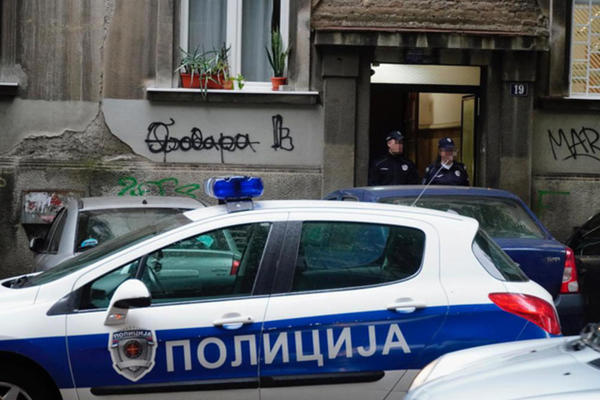 KROZ VENTILACIJU SU ČULI UŽAS! Komšije progovorile o ubistvu JELENE SA VRAČARA! Izgledaju da ju je i tukao!