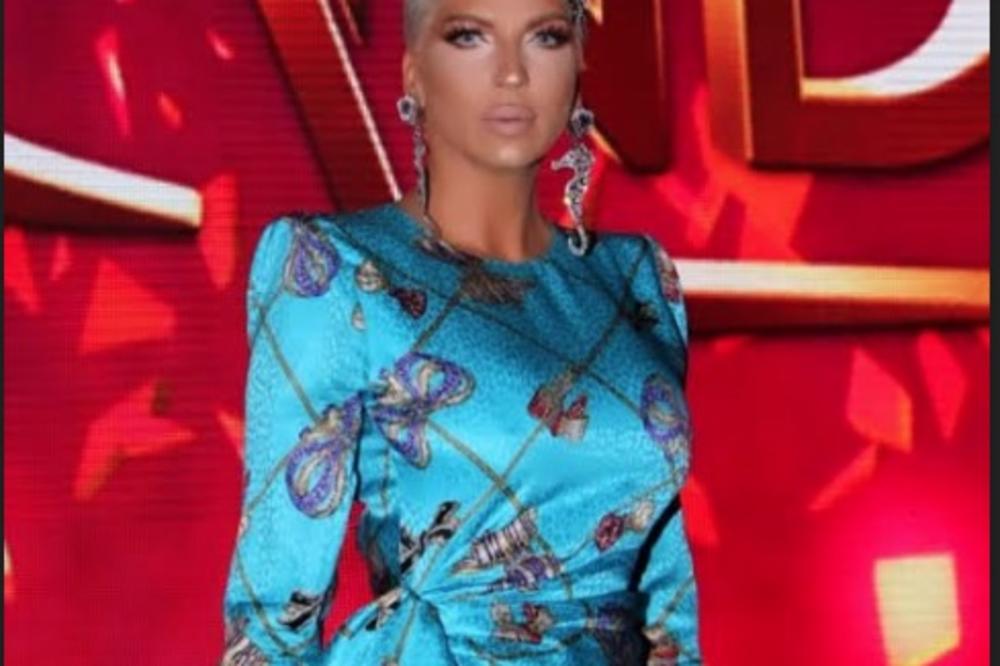 KARLEUŠA VREDI BAR 3.000 EVRA SVAKI DAN! Verovali ili ne, ovo su PRAVE CENE njene garderobe!