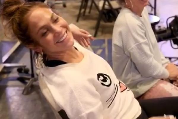 OVO JE STRIPTIZ DIJETA UZ POMOĆ KOJE SE DŽENIFER LOPEZ PREPOLOVILA! Pogledajte kako FUNKCIONIŠE i šta se JEDE!