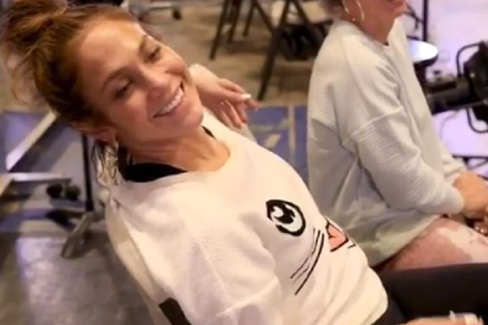 OVO JE STRIPTIZ DIJETA UZ POMOĆ KOJE SE DŽENIFER LOPEZ PREPOLOVILA! Pogledajte kako FUNKCIONIŠE i šta se JEDE!