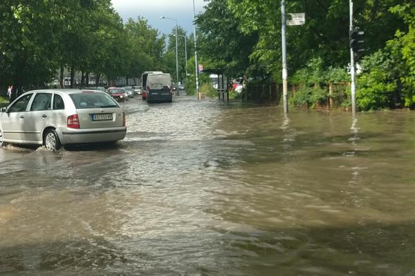 Preti nam potop, a evo kako da zaštitite svoje auto! Pratite ovih 10 saveta i spasiste vozilo od korozije