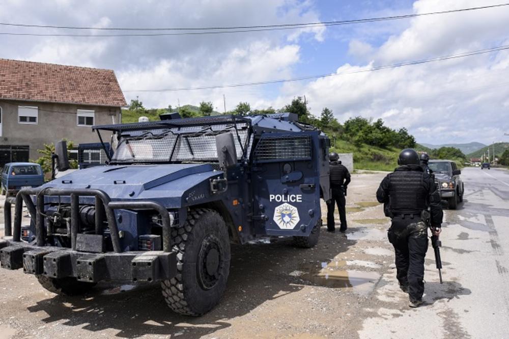 KOSOVSKA POLICIJA BRANI ULAZAK NA KOSMET: Nemoguće je ući čak i peške