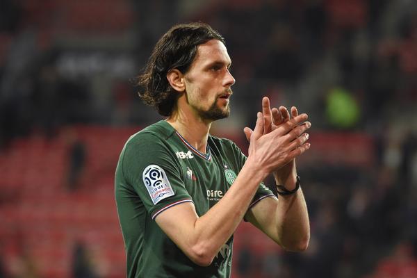 NE ŽELIM DA PRIHVATIM BILO ŠTA: Neven Subotić slobodan pri izboru nove sredine!