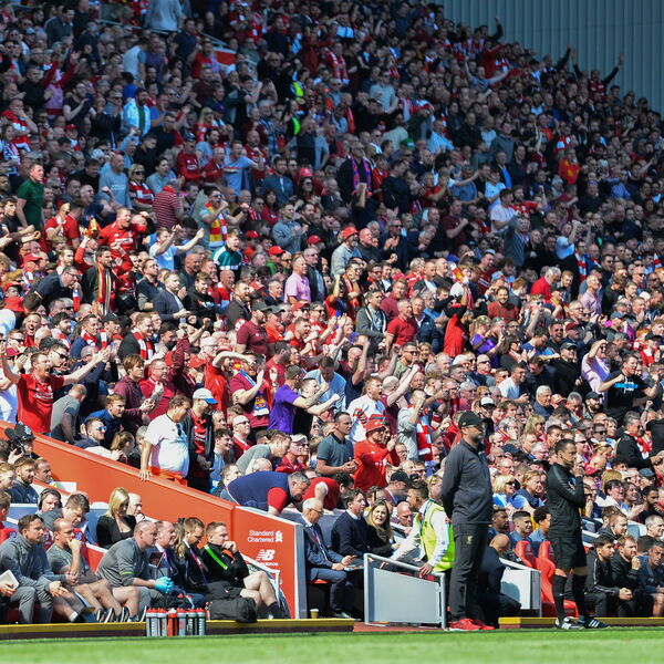 NAPOKON PUNI STADIONI! Velika Britanija od 17. maja pušta 10 HILJADA navijača na tribine - ALI TO NIJE SVE