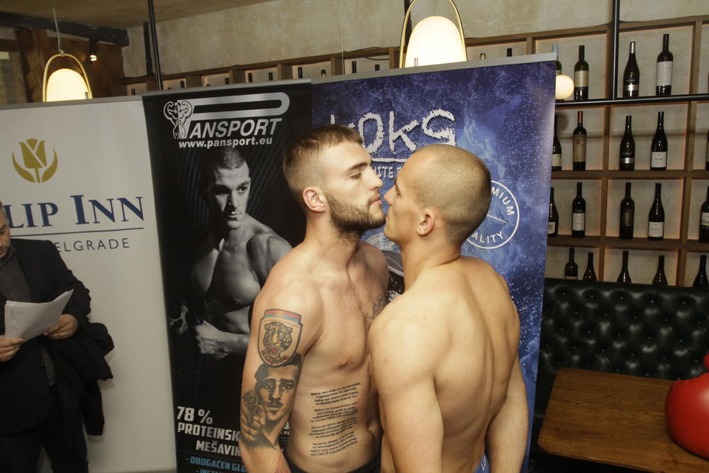 Veljko se unosi Mrvalju u facu  