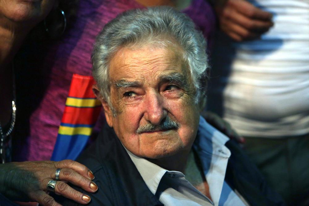 Malo poznati detalji iz života ''najsiromašnijeg predsednika'': Kusturica snimio film o njemu, posetio je i Srbiju