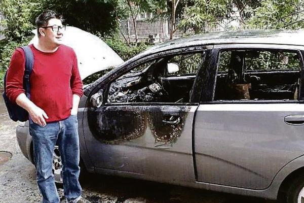 PIROMAN KRIJE NALOGODAVCE! Napad na novinara iz Aleksinca I DALJE JE MISTERIJA!