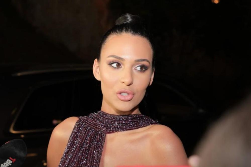 ANASTASIJA RAŽNATOVIĆ OTKRILA SA ČIME SE SUOČAVA CEO ŽIVOT! Bukvalno se LEPE za mene stalno, a ja ne znam ZAŠTO!