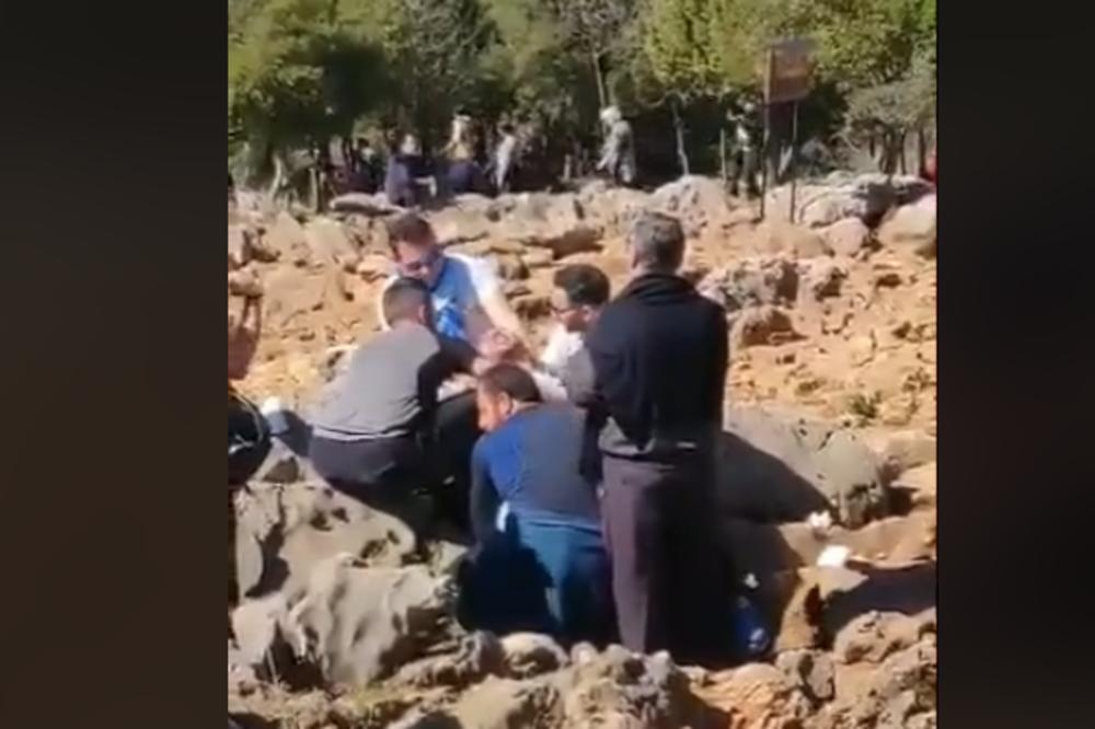 SNIMLJEN EGZORCIZAM U HRVATSKOJ! Za vreme molitve u Međugorju, čovek se ponašao jako UZNEMIRUJUĆE (VIDEO)