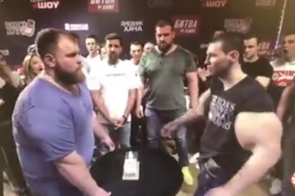 LIK S NAJVEĆIM BICEPSOM I TRICEPSOM NA SVETU JE IZNERVIRAO DEBELJKA: Posle ovog šamara, poželeće da nije to uradio!