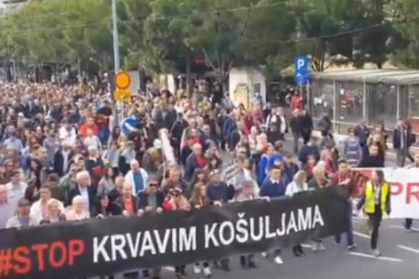 26. PROTEST JEDAN OD PET MILIONA: Demostranti se okupili kod Terazijske česme u Beogradu