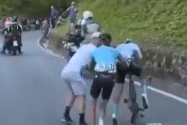 SKANDAL NA ĐIRU D'ITALIJA: Biciklista brutalno pretukao starca na trci na Apeninima!