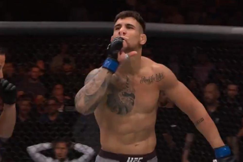 UFC IMA NOVU ZVEZDU! SRBIN UĆUTKAO PUBLIKU: Rakić spektakularnim nokautom u 47. sekundi meča srušio Engleza!