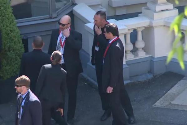 VLADARI IZ SENKE KUJU NOVE PLANOVE ZA ČOVEČANSTVO: Počelo zasedanje MISTERIOZNE GRUPE Bilderberg (VIDEO)