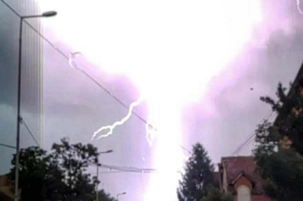 PIROĆANAC SNIMIO APOKALIPTIČNI PRIZOR: Slika užasnog nevremena je JEZIVA (FOTO)