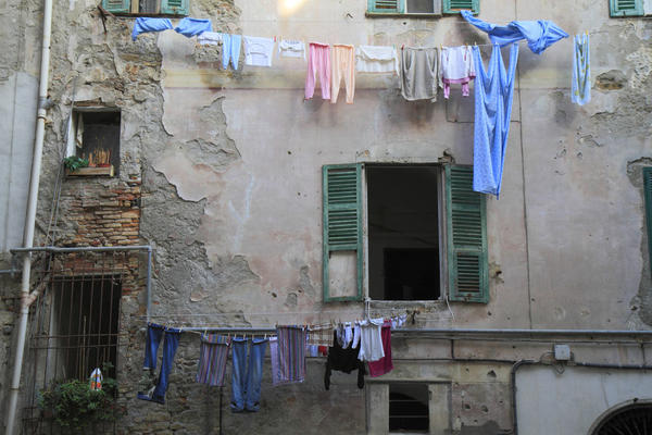 PERETE NOĆU VEŠ ZBOG JEFTINE STRUJE? Odsad će to papreno da vas košta