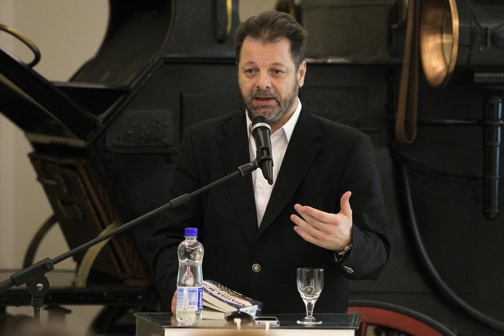 ALEKSANDAR GATALICA dobio književnu nagradu Isidora Sekulić