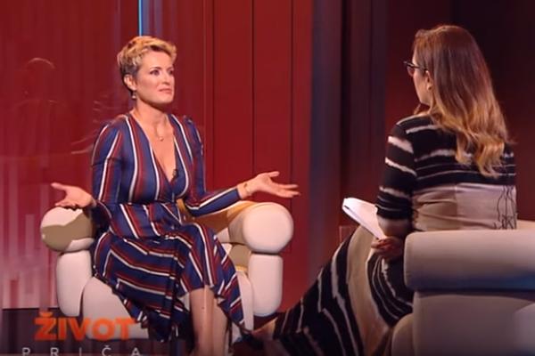 DABOVIĆKU JE HTELA DA UBIJE BIVŠA DEVOJKA, podmetnula joj BOMBU i UNAKAZILA JE! Skinula se i SVE POKAZALA (VIDEO)