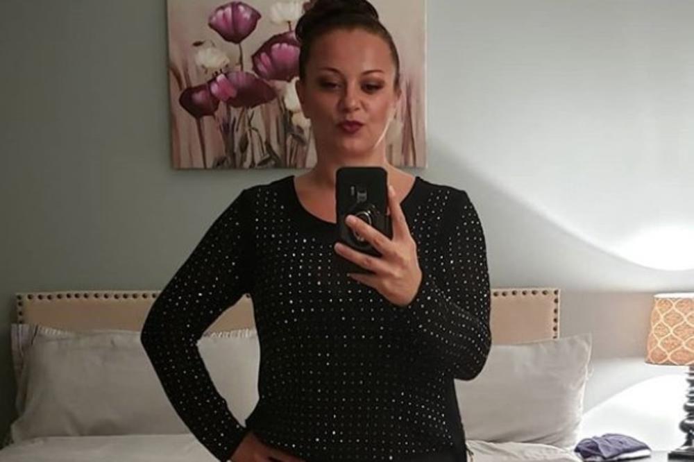 POZNATA FOLKERKA IMALA 115 KG PA ZA 6 MESECI SMRŠALA 52 KG: Razlika je NEVEROVATNA, otkrila svoj JELOVNIK (FOTO)